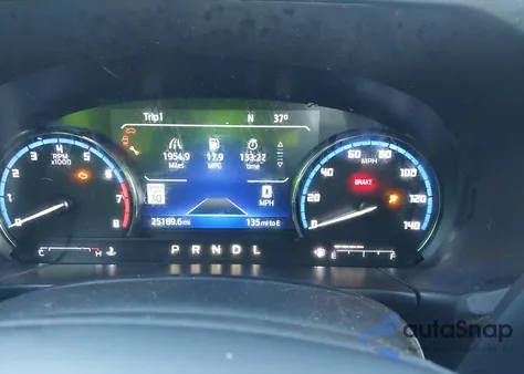 2022 Ford Bronco Sport Outer Banks z USA, uszkodzony, nr VIN 3FMCR9C65NRD02071